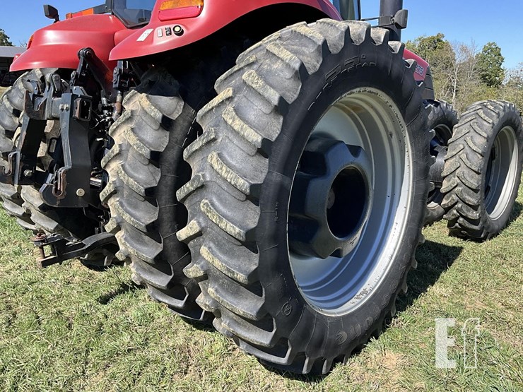 2010-case-ih-magnum-275-image-11