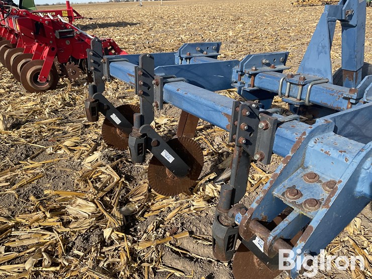 blu-jet-7-shank-sub-soil-tiller-image-11