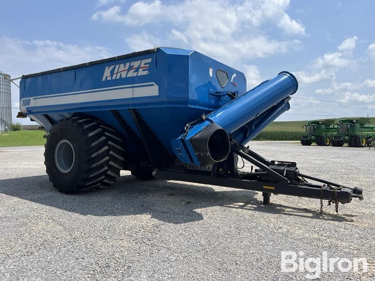 2014-kinze-1100-image-3