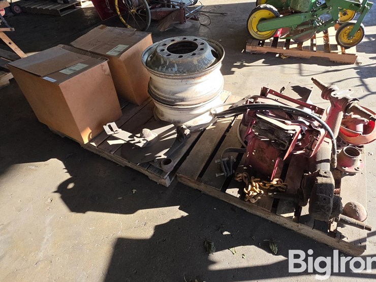 international-tractor-parts-image-5