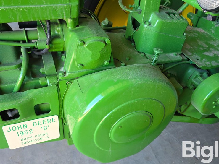 john-deere-b-image-17