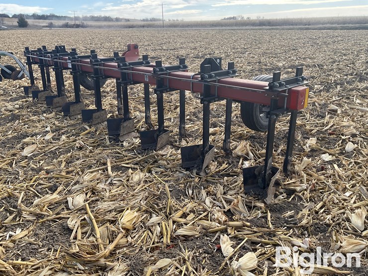 8r30-cultivator/hiller-image-5