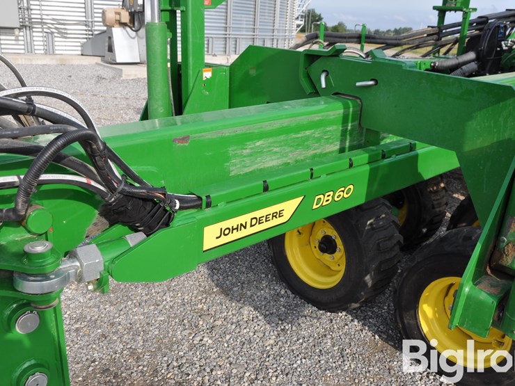 2022-john-deere-db60-image-15