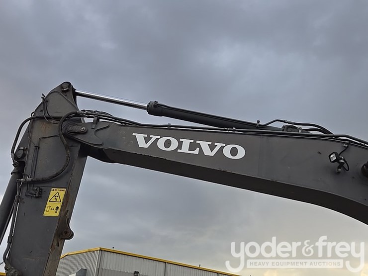 2019-volvo-ec200el-image-35