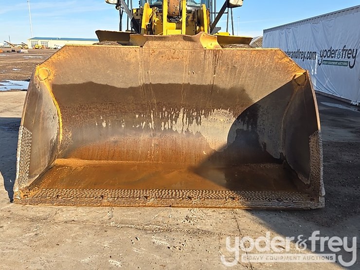 2016-caterpillar-950m-image-11