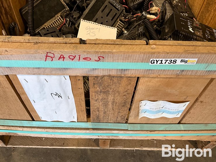 2-way-radios-image-8