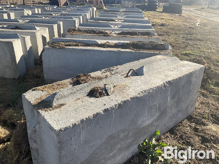 concrete-stackable-blocks-image-2