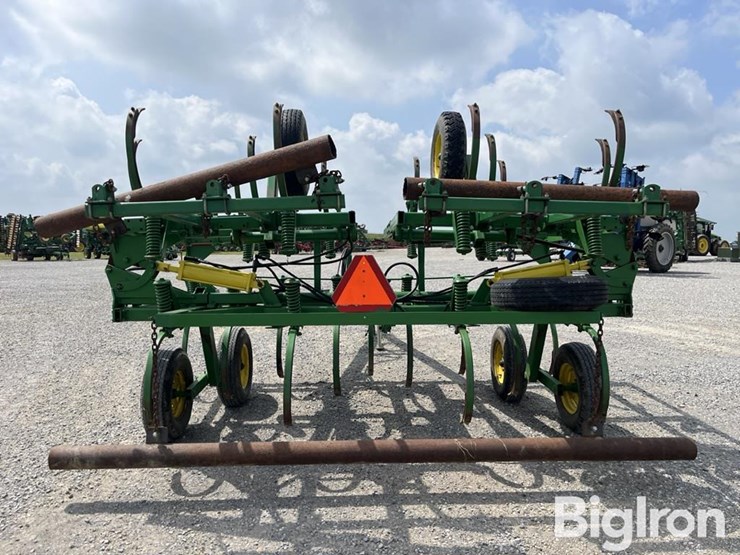 john-deere-1610-image-6