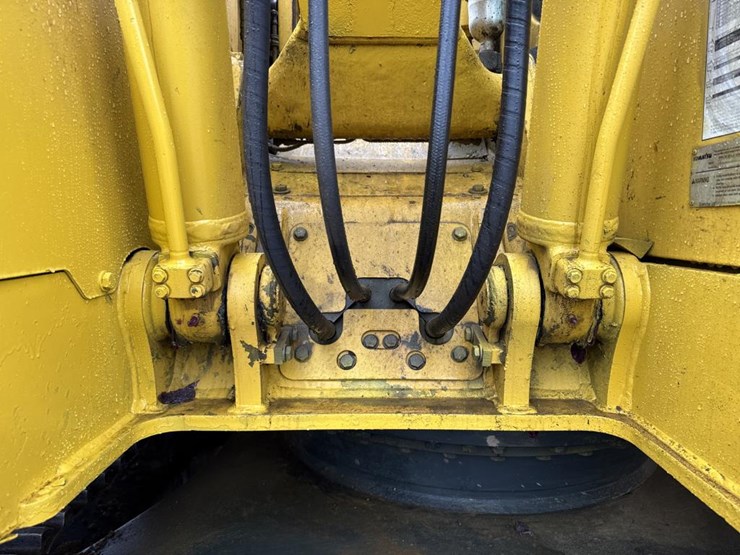 komatsu-pc138us-image-31