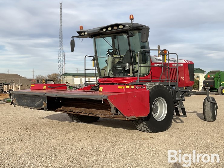 2022-massey-ferguson-hesston-wr9980-windrower-image-1