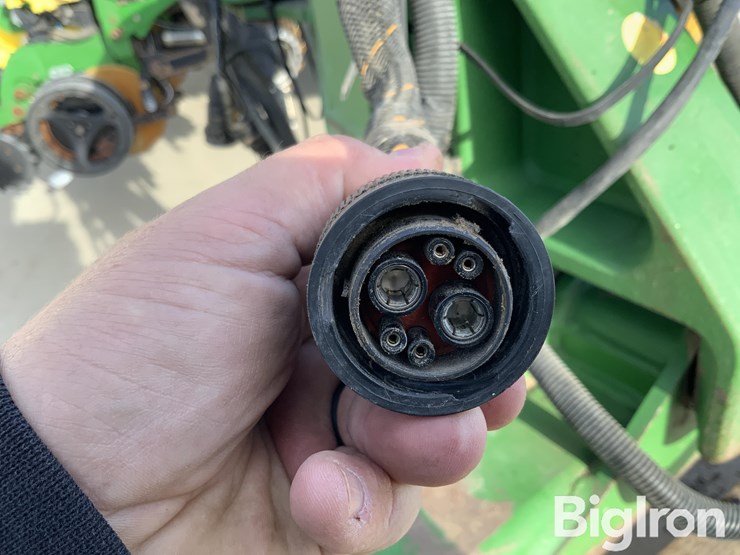 2009-john-deere-1770nt-ccs-image-17