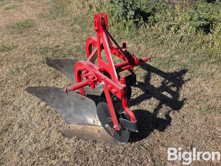 dearborn-2-bottom-plow-image-2