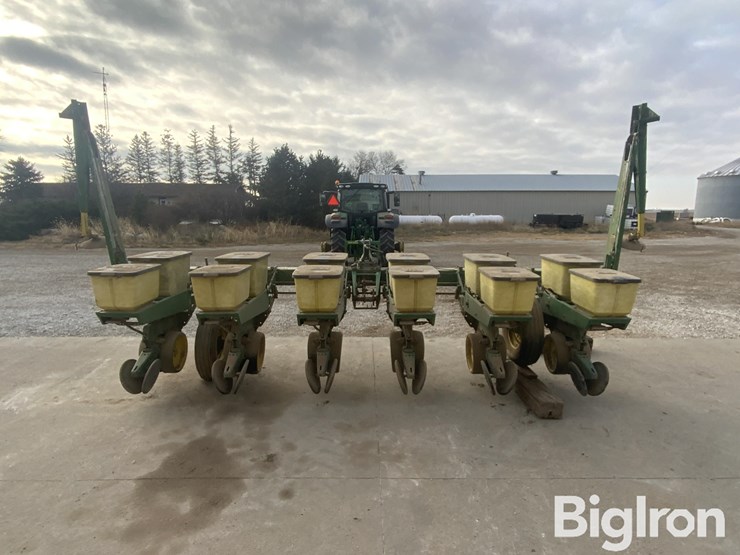 john-deere-7100-image-6