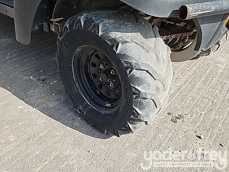 2019-club-car-carryall-1700-image-13