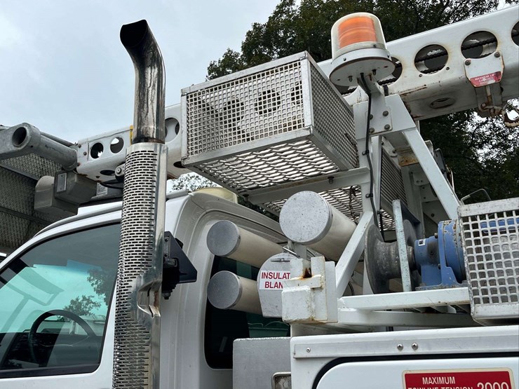 2005-gmc-c8-cable-placer-truck-image-27