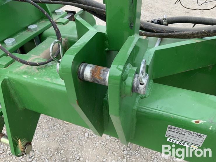 moore-built-25r30-liquid-fertilizer-applicator-image-11