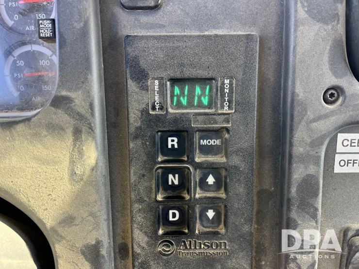 2007-freightliner-petroleum-truck-(jn3391,-unit-2373)-image-60