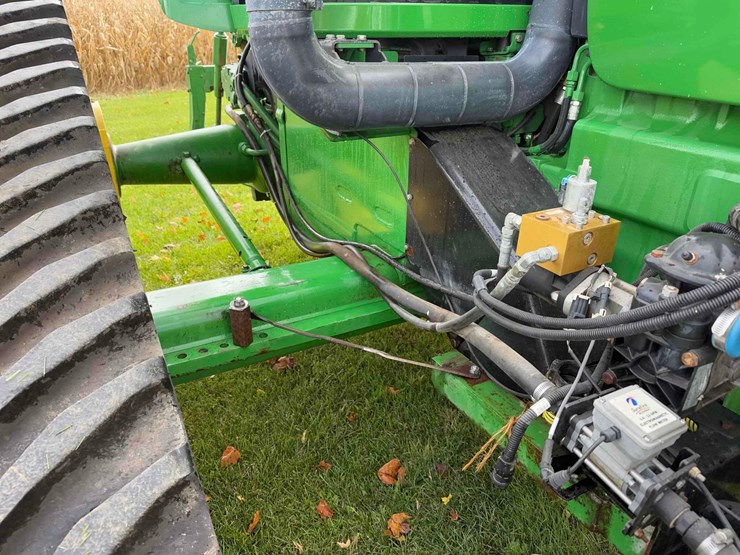 2005-john-deere-8520t-image-29