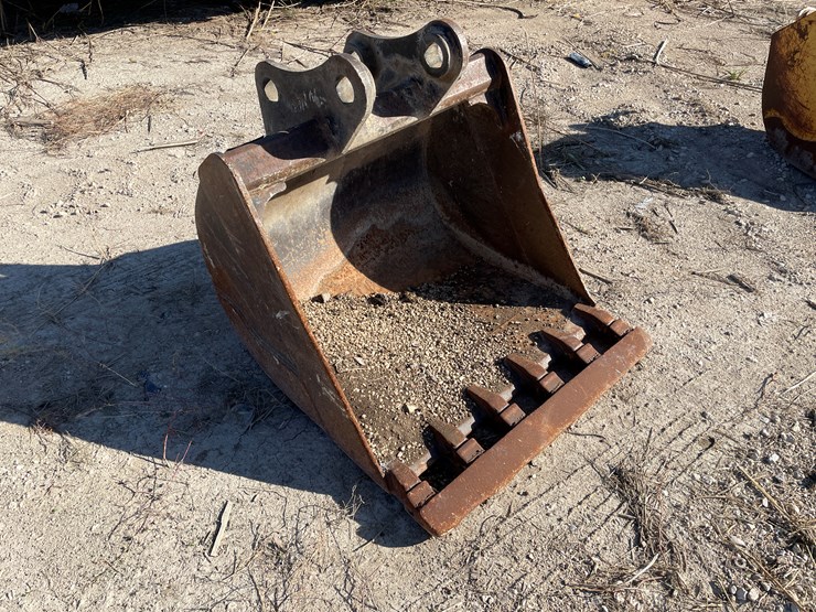 #6337-•-excavator-bucket-image-1