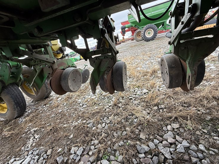 john-deere-1790-image-69