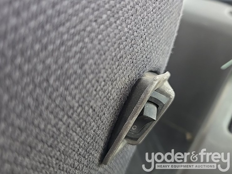 2019-volvo-ec200el-image-127