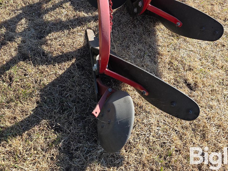 dearborn-2-bottom-plow-image-14