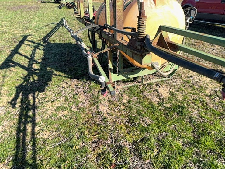 reddick-sprayer--with-controls-and-hydraulic--hypro-pump-located-at-107-jernigan-swamp-rd.-in-ahoskie,-north-carolina-image-17