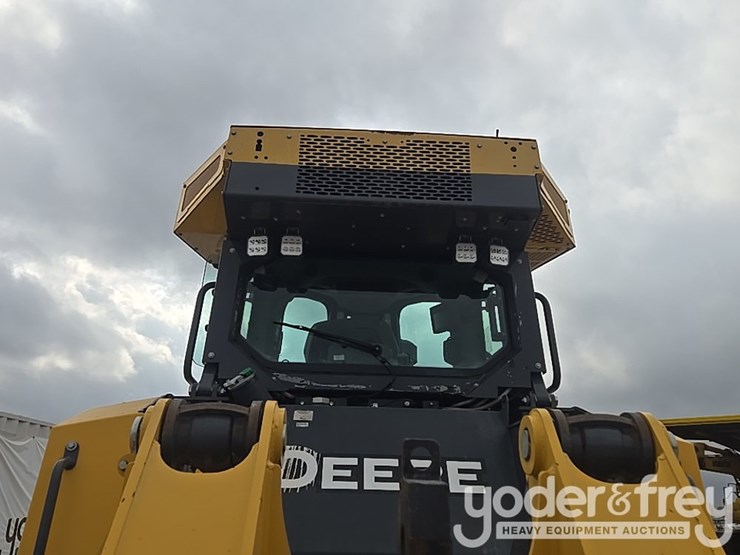 2019-deere-850l-wlt-image-98