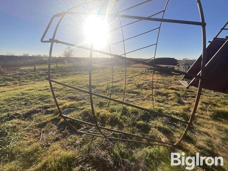 round-bale-feeder-image-5