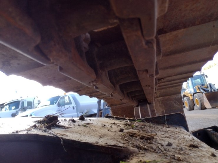 20-hyundai-hx140-lc-image-28