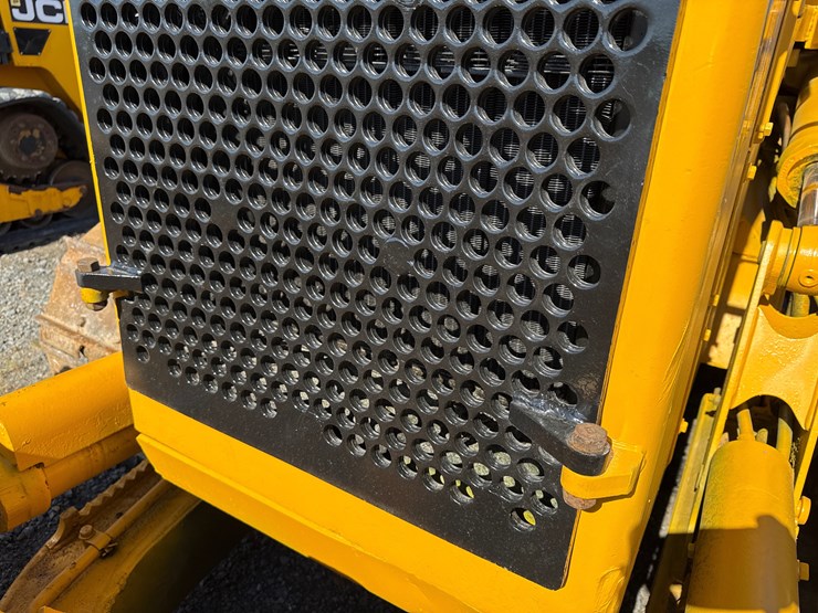 caterpillar-d4h-image-28