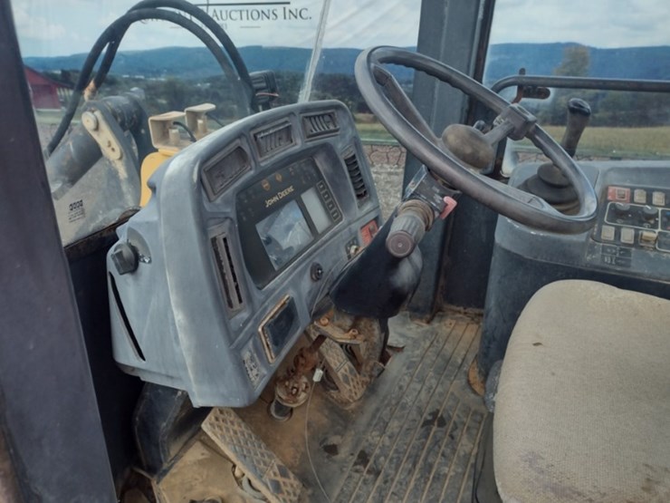 2003-deere-tc54h-image-12