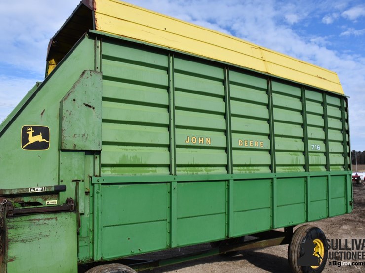 john-deere-716-image-19