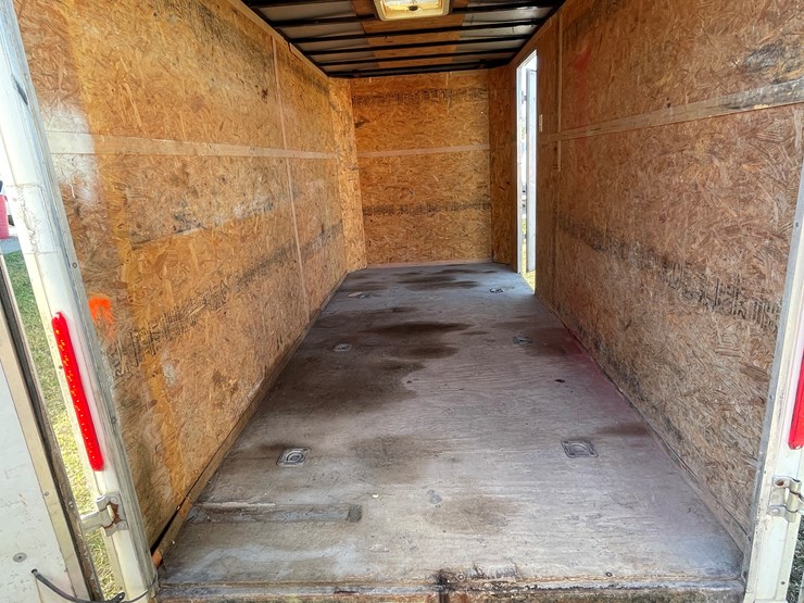 #6231-•-2017-ameritrail-enclosed-cargo-trailer-(trailer-#0996)-(has-wi-title)-image-15