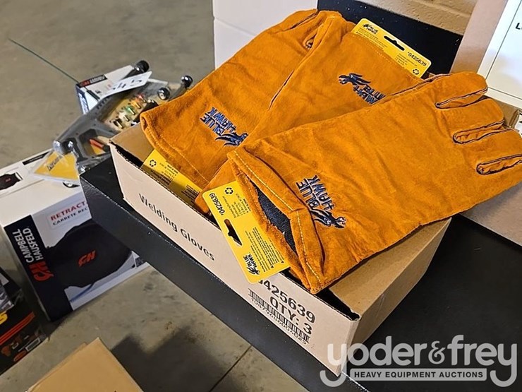 unused-blue-hawk-welding-gloves-(3-pair-per-box)-image-1