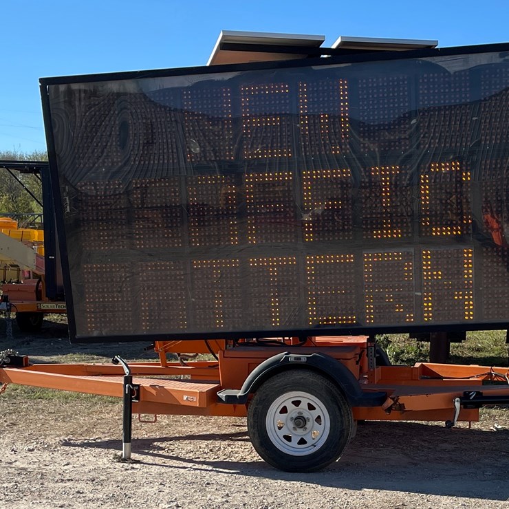 #6302 • 2018 Vermac Message Board (Trailer #37152) (No Title)