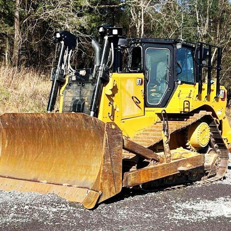 2022 CATERPILLAR D7
