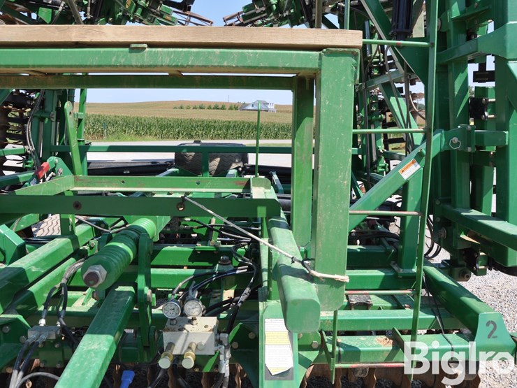 great-plains-4000tm-image-17