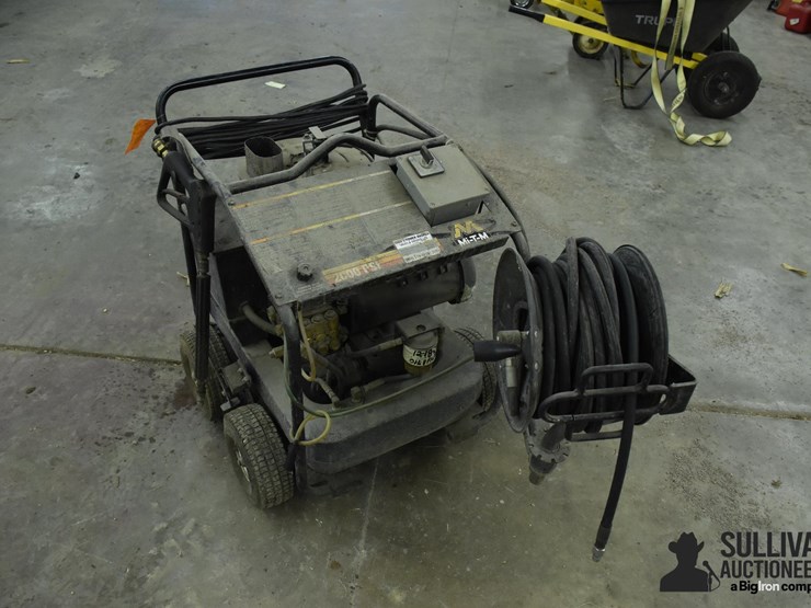 mi-t-m-hot-water-pressure-washer-image-2