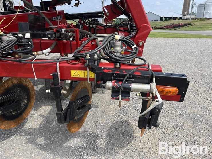 2022-case-ih-2022-image-16