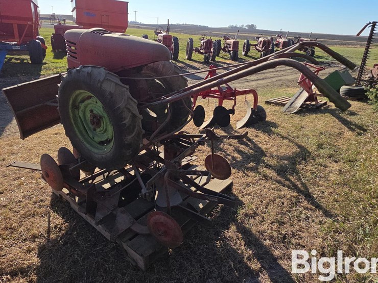 david-bradley-283-walk-behind-power-unit-w/attachments-image-7