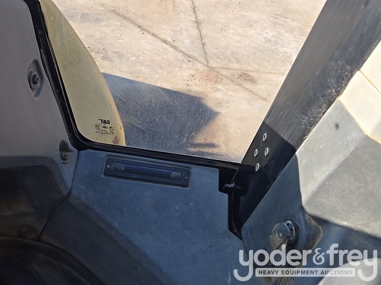 2016-caterpillar-950m-image-128