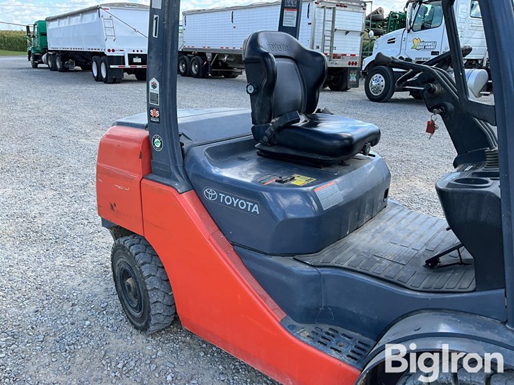 toyota-8fdu25-image-10