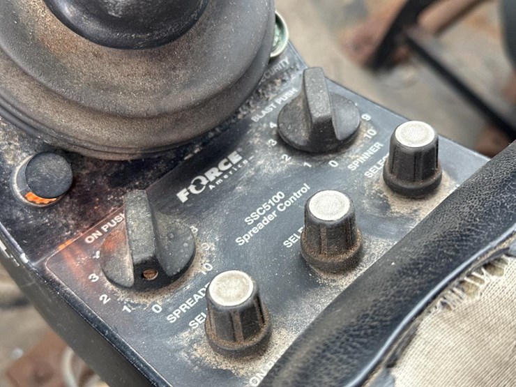 2004-caterpillar-3126-image-51