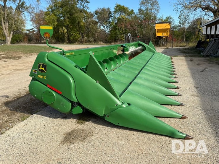 2014-john-deere-616c-image-2