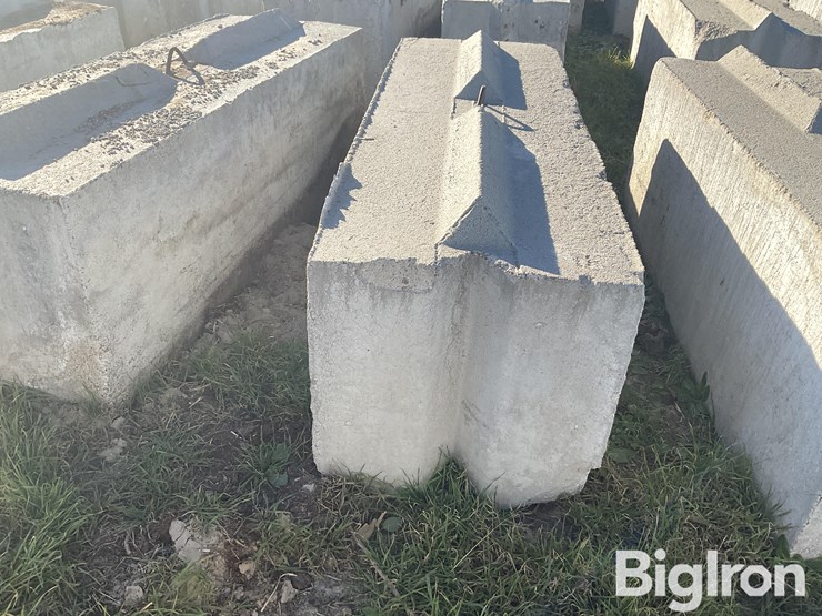 concrete-stackable-blocks-image-4
