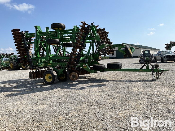 2015-john-deere-2620-image-4