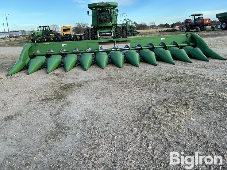 john-deere-612c-image-2