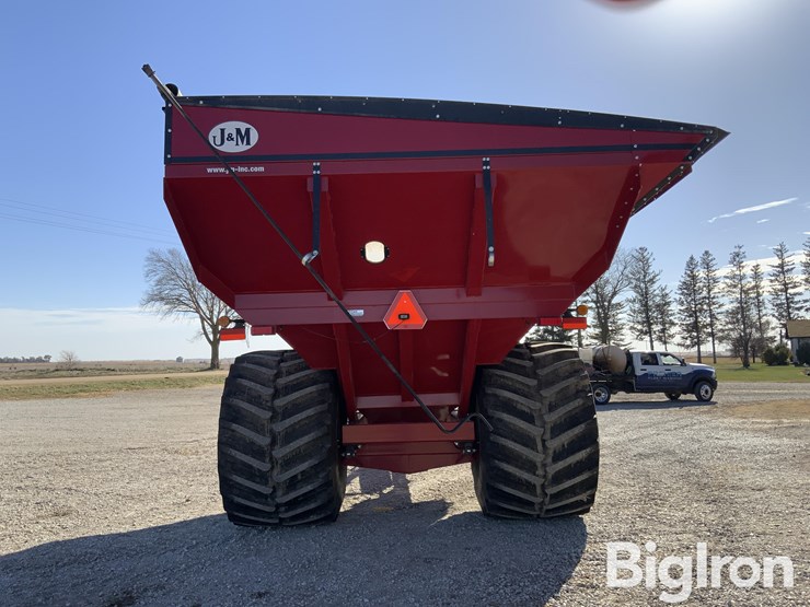 2015-j&m-1120-xtended-reach-grain-cart-image-6
