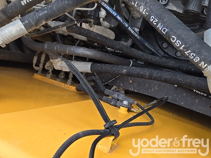 2019-volvo-ec200el-image-61